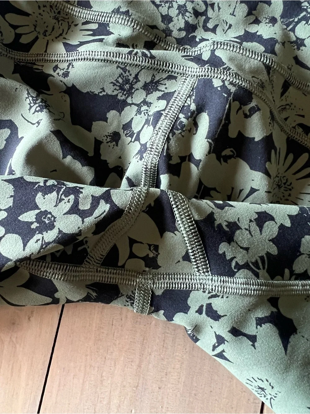 lululemon athletica no flaws